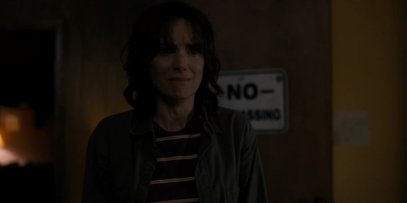 File:StrangerThingsS1E2qq00 48 19qq00014.jpg